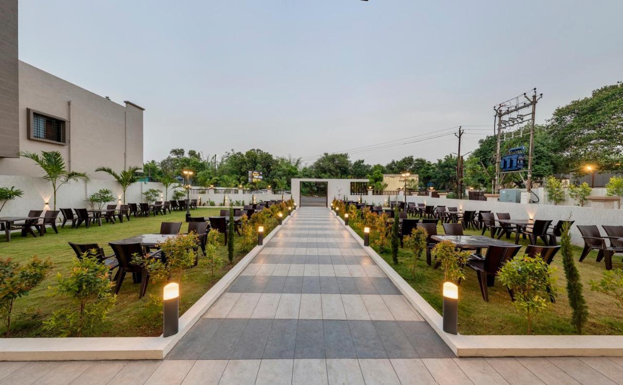 Hotel Grand Indu, 3 Star Kolhapur Exterior photo