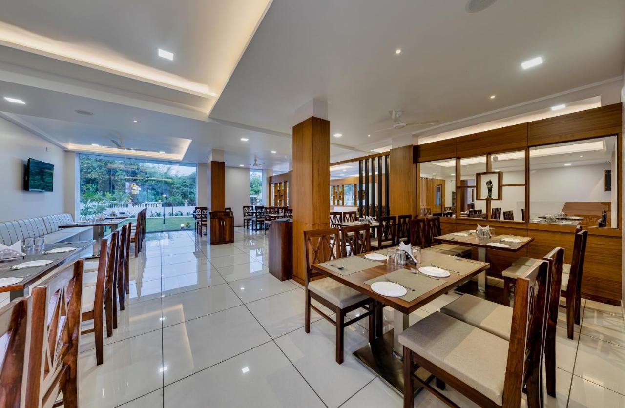 Hotel Grand Indu, 3 Star Kolhapur Exterior photo